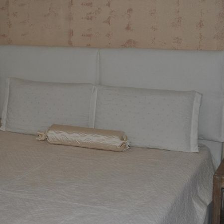 Amaryllis House Apartment ปาร์กา ภายนอก รูปภาพ