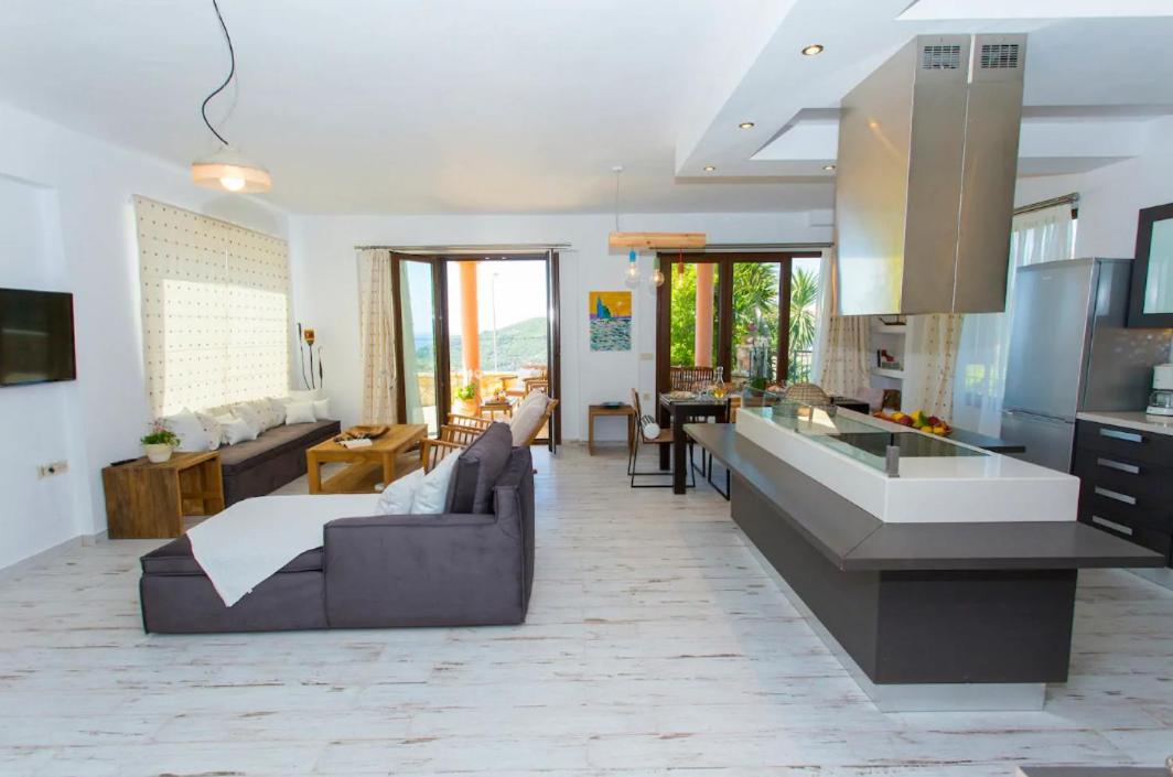 Amaryllis House Apartment ปาร์กา ภายนอก รูปภาพ