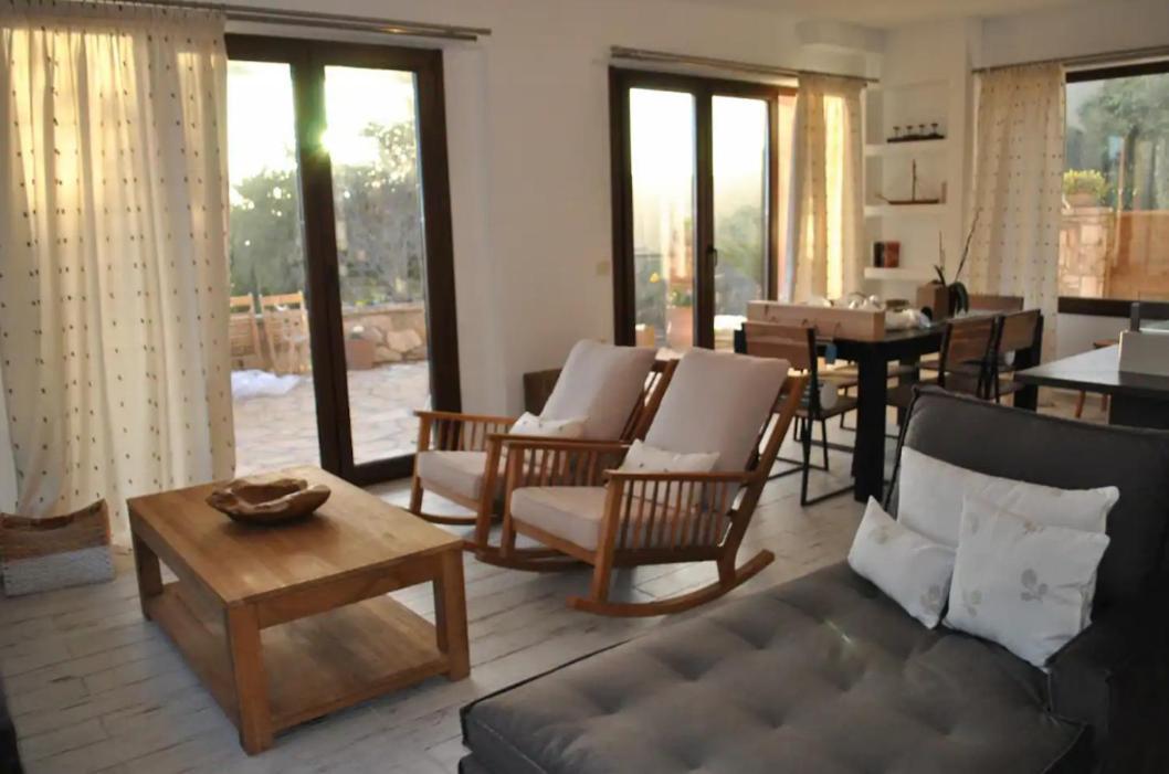 Amaryllis House Apartment ปาร์กา ภายนอก รูปภาพ