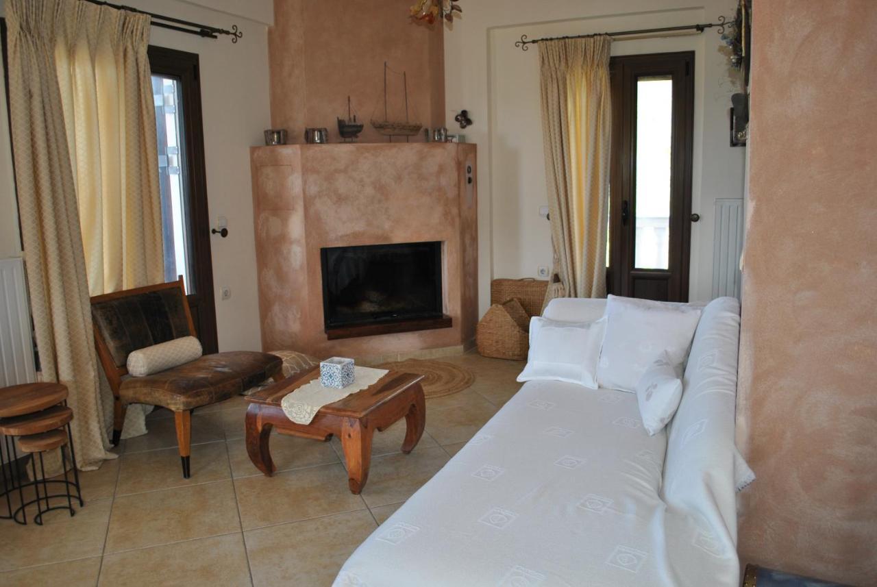 Amaryllis House Apartment ปาร์กา ภายนอก รูปภาพ