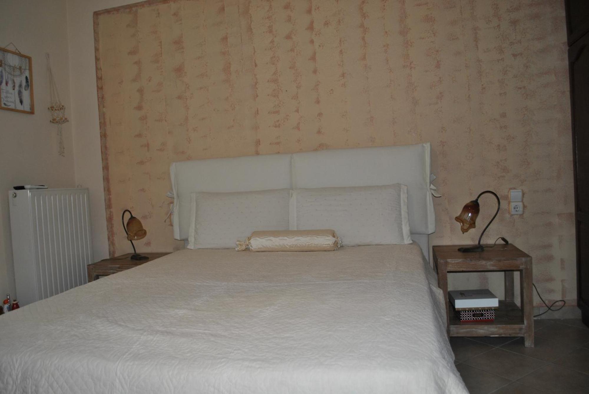 Amaryllis House Apartment ปาร์กา ภายนอก รูปภาพ